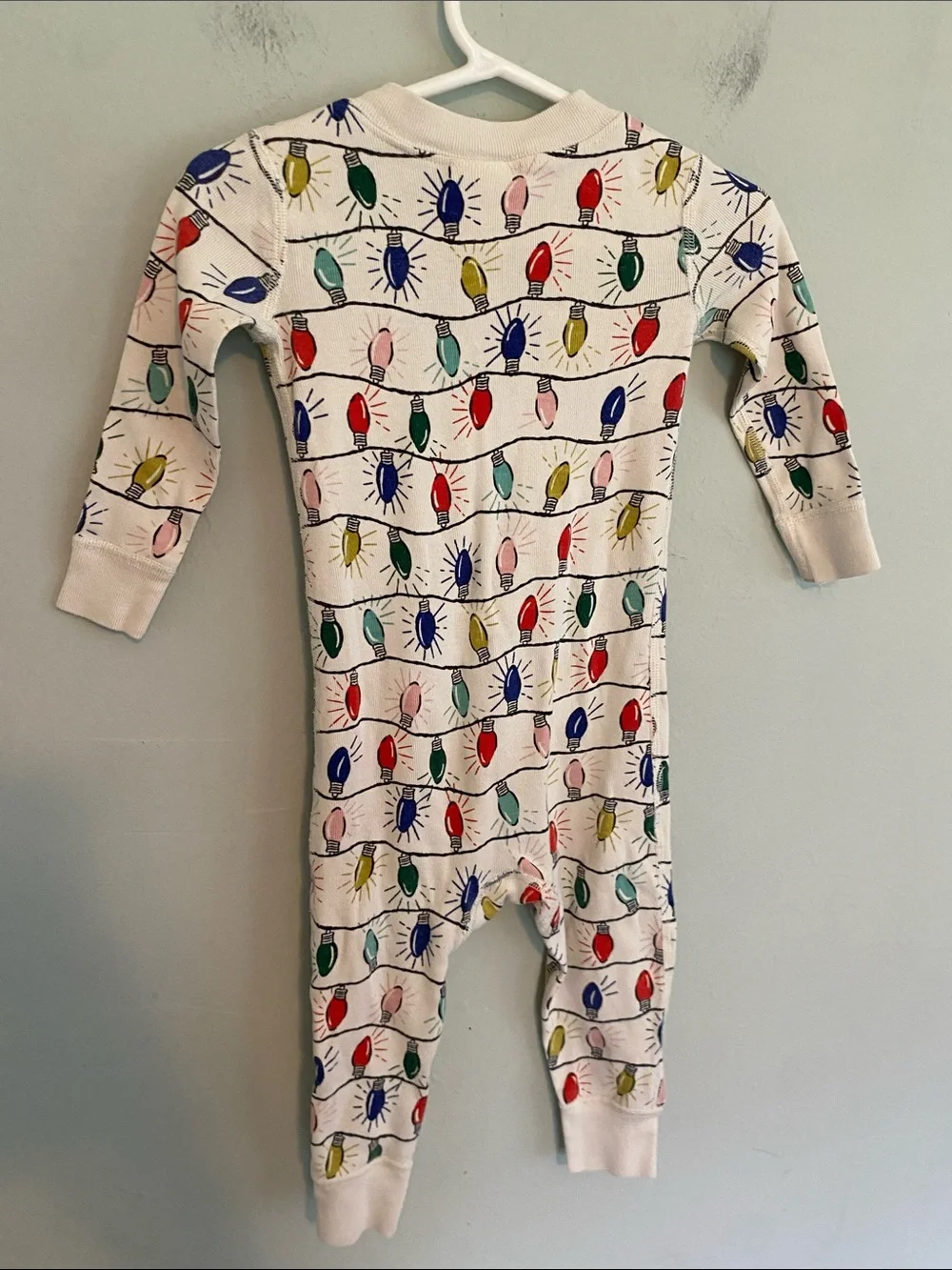 Hanna Andersson White One-Piece Pajamas with Christmas Lights Print Size 18M